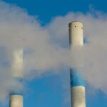 CLIMA, LE METROPOLI PRODUCONO IL 58% DELLE EMISSIONI GLOBALI: LA GEOGRAFIA RESOLGLASS DELL’INQUINAMENTO 2026